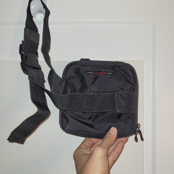 Vintage roots fannypack bag - Picture 7 of 9